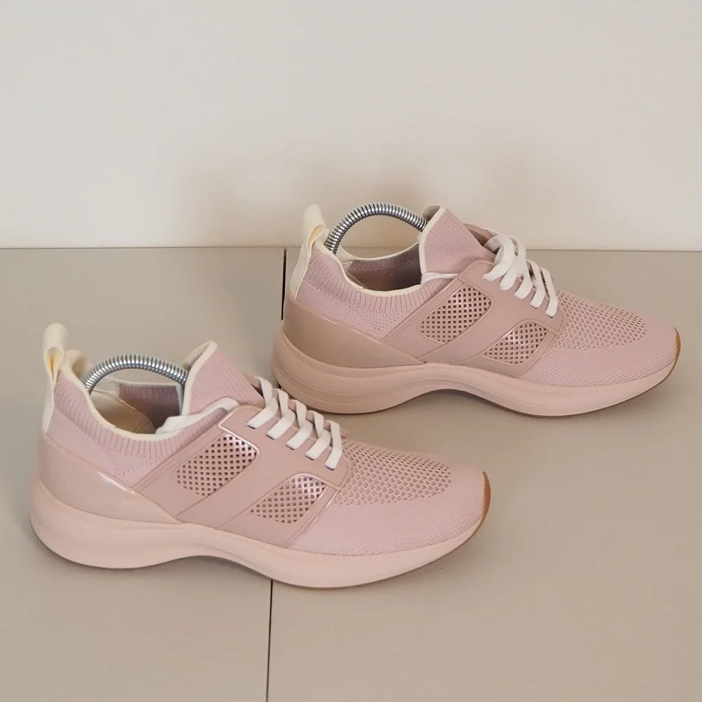 NWOB Tory Burch T Sock Knit Runner Designer‎ Sneakers Pink 136629 Women's 9.5M